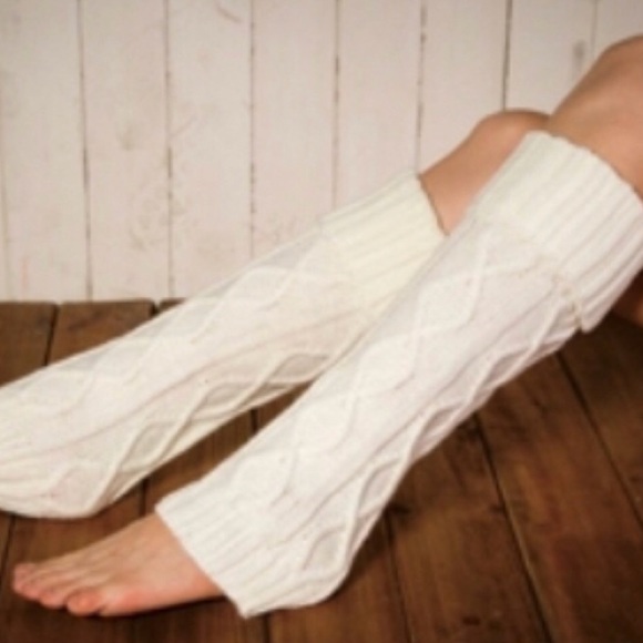 Woman’s Studio Crochet Boot Knitted Leg Warmers - Picture 3 of 5